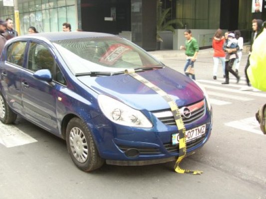 Un bărbat a fost lovit pe trecerea de pietoni, lângă magazinul Tomis